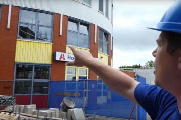 De ontwikkelingen van het project Volta 2020 worden in beeld gebracht met de film Blik op de Bouw. Aflevering 3.